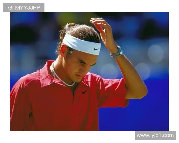 足球巨星发带风潮背后的时尚密码与球场个性表达